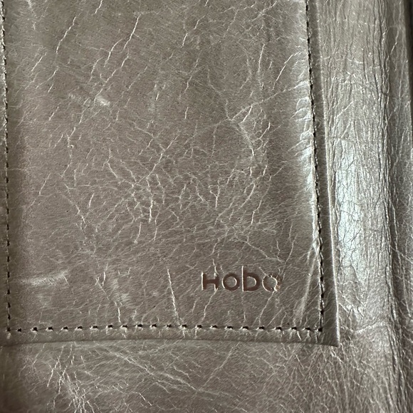 HOBO Lauren Clutch Wallet - Picture 9 of 10